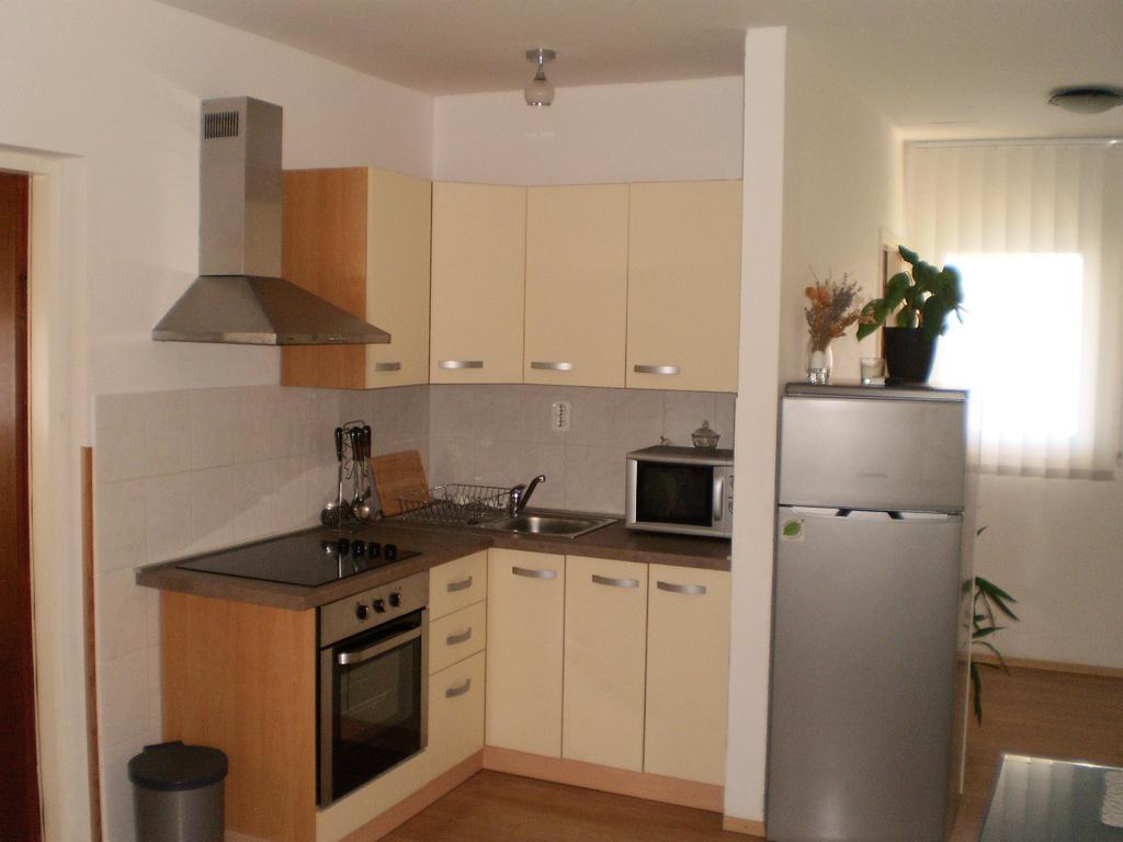רוגוזניצה Apartments Vala מראה חיצוני תמונה